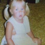 Julie Benz Instagram - When people say “Love that you went back to your natural color”… and I gently have to say “I’m a natural blonde” swipe 👉 for proof #cuzimablonde #whenblondegoesbrunette #naturalblonde #brunetteisachoice