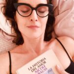 Julieta Díaz Instagram – #leer ❤️🙌
Qué están leyendo estos días?