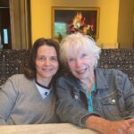 Juliette Binoche Instagram - Wishing you all a Happy New Year 2024 with Shirley MacLaine 💘