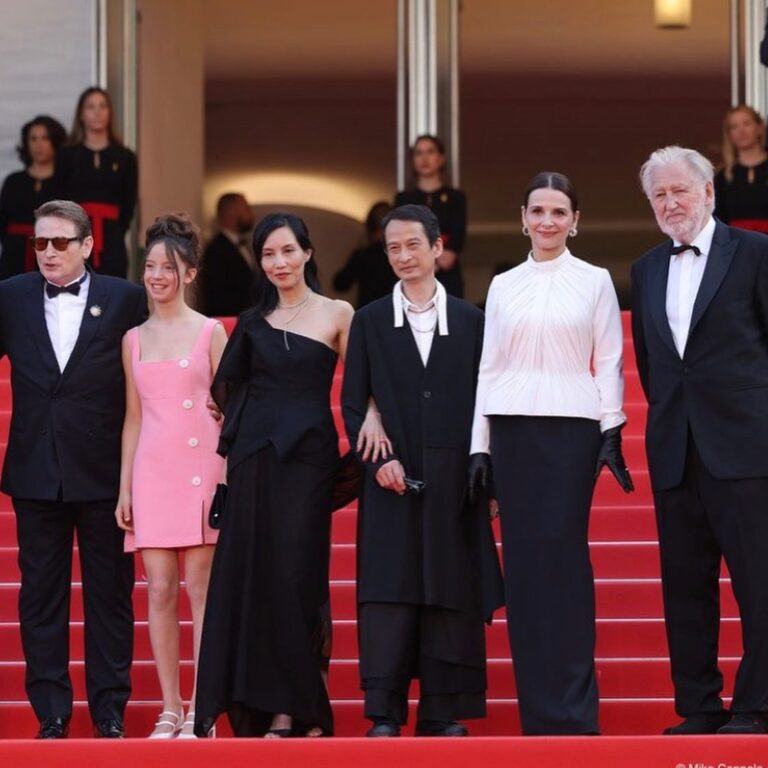 Juliette Binoche Instagram - In Cannes for « The Pot-au-feu» film by Tran Anh Hung Film « La Passion de Dodin Bouffant » présenté à Cannes de Tran Anh Hung. Thank you to : 🤍@dior ❤️@mariagraziachiuri 💛@charlottetilbury 💖@chopard and 👗@jonathan_huguet 💄@odilesubra ✂️@johnnollet ❤️‍🔥@orbis-media