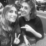 Juliette Tresanini Instagram - 3 heures d’attente à la gare en bonne compagnie ! Je tiens à m’excuser auprès des 2 messieurs de derrière qui ont eu beaucoup de mal à terminer leurs tableaux Excel ! Pardon mais qu’est ce que c’était bon … Merci à la machine à café du salon grand voyageur et merci la vie parce que c’est bien là que tout commence ! #retrouvailles #beaucoupdemotsparminutes #vivelagaredelyon