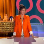 Juliette Tresanini Instagram - Samedi 21h je vous donne rendez-vous sur @lachaineteva pour une émission spéciale “les hommes après me too”, pour l’occasion, on leur a laissé le plateau, on allait pas non plus les “womansplainer”😉 👩‍🦰: @yorendelola 💋: @cassandremakeup Stylisme : @mailan_stylist Veste 🍊: @pallasparis