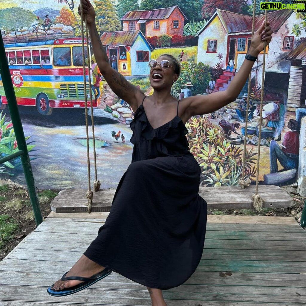 Jully Black Instagram - Grateful for these moments, feeling the presence of my ancestors as I embrace every second in Jamaica. I know I’m exactly where I’m meant to be in life, making them proud with each step I make ✨ Shout out to @tusonphotography for the first 3 pics 📸 All other photos by @salt_n_pepa_1 #AncestorsWildestDreams #Jamaica #JullyBlack #happy @visitjamaica @carnivalinjamaica @misstskitchen