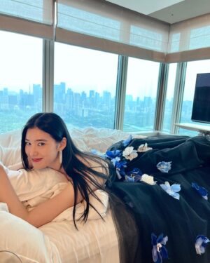 Jung Eun-chae Thumbnail - 51.6K Likes - Most Liked Instagram Photos