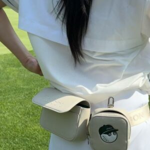 Jung Hye-sung Instagram - @malbongolf.kr 
말본 신상옷입고 좋은사람들과 즐거운 라운딩 🩵
옷과 골프를 좋아하는 나에게 최고의 선물 🎁
라베도 하고 보기14개 상도 받고 ❣️
여자보다 예쁜(?) 남자들 셋이랑🥊
@youngmi_0909  영미언니감사합니다