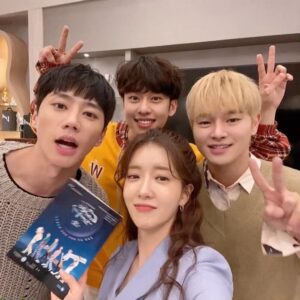 Jung In-sun Instagram - #너의밤

우리의 마지막 밤🌛
함께 해줄거죠?