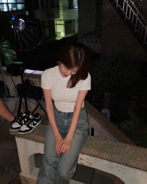 Jung In-sun Instagram - mz의 플래쉬 공격에 빙글빙글 돌아가는 i의 하루📸