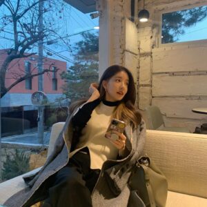 Jung In-sun Instagram - @growers_official 

아지트 생겼다 ✨