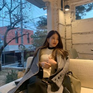 Jung In-sun Instagram - @growers_official 

아지트 생겼다 ✨