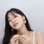 Jung Yi-seo Instagram - 08.13 belated birthday 🎂🤍