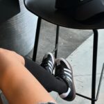 Jung Yoo-jin Instagram - Yeah! Happy Friday 🖤 @alavague.official @adidas @originals_kr