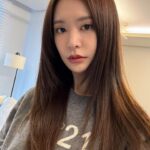 Jung Yoo-jin Instagram - 행복한 설 보내시고 아프지 마세요💕