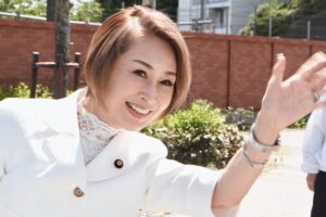 Junko Mihara Instagram - 車の中から手を振って頂きありがとうございます😊