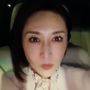 Junko Mihara Instagram - 選挙から1週間…

夕方の川崎へ向かう車内より😊