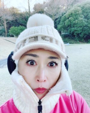 Junko Mihara Instagram - 寒さで鼻が真っ赤です。笑