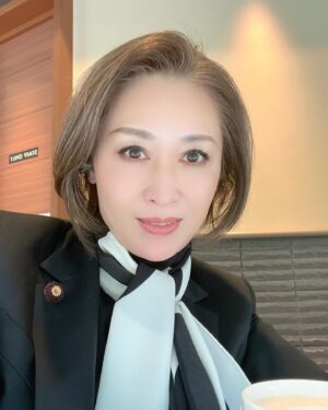 Junko Mihara Instagram - 昨日の早朝、モーニングティーを一人タリーズで。笑