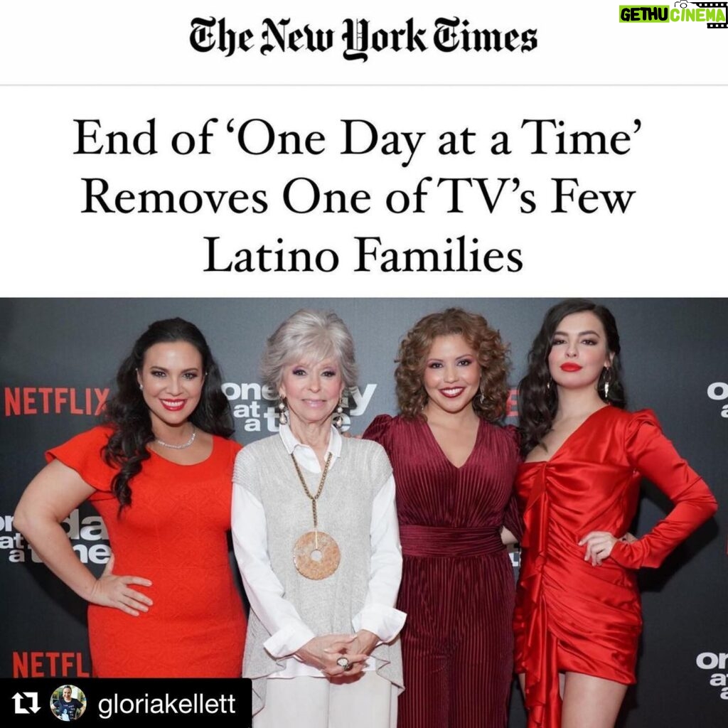 Justina Machado Instagram - #Repost @gloriakellett ・・・ Sincerely hope we opened doors for change! So do I hermana Happy Friday mi Gente #representationmatters