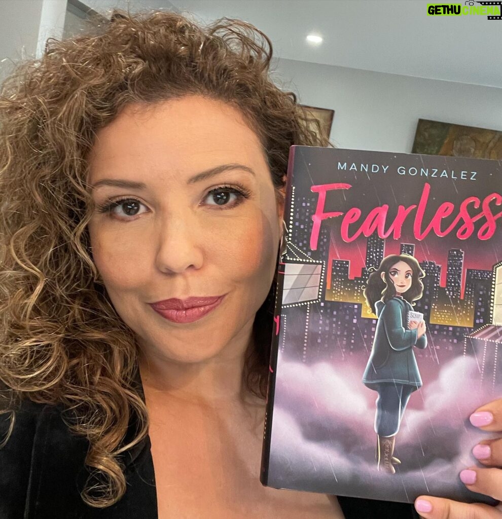 Justina Machado Instagram - I met this powerhouse of an actress singer and now author on Broadway . Every night I was blown away by her . I love me some @mandy.gonzalez ❤️❤️❤️ so proud of you nena #fearlesssquad .