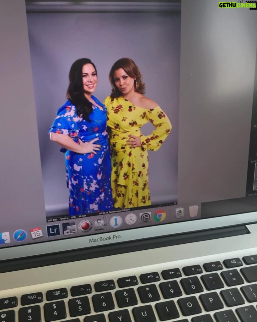 Justina Machado Instagram - #tbt incredible photo shoot somewhere in NY 2018.. @gloriakellett puts up with my shenanigans😜 one of the many reasons I love her. Happy Thursday mi Gente♥️