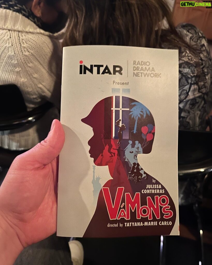 Justina Machado Instagram - Vámonos at @intartheatre Just Beautiful and Raw!! This play reminds me of my early days at Latino Chicago Theatre and why I fell in love with acting. Written by @jewleesah and Directed by @tatyanamariec Starring fantastic beautiful Latino/x/e Actors!!! Every single one of them!! I can’t wait to see what these talented artists do next!! Thank you to mi Hermano @robinofjesus for inviting me. If you’re in NY go see this mi Gente !! 🇩🇴🇩🇴🇩🇴🇩🇴🇩🇴🇵🇷