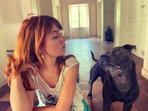 Justine Le Pottier Instagram - Ma patate ❤️
.
.
.
.
.
#staffordshirebullterrier #staffie #staffieblue #campagne #dog #dogsofinstagram #doglover #dogoftheday #doglife #frenchcountry #frenchcountrystyle