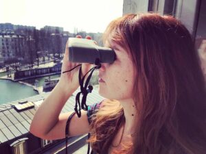 Justine Le Pottier Instagram - Vous vous souvenez du temps où on se moquait des petits vieux qui passaient leurs journées à observer la rue ?