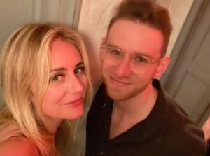 Justine Lupe Instagram - Some from the end and a tik tok my doctor sent me that hurt my heart in a good way. I love you dudes ♥️