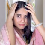 Jyotica Tangri Instagram - Haye booh Haye Booh eh tamasha , tera nitt da kalesh te syapa 😤 #HayeBooh #jyoticatangri #jtmusic #jattnuchudailtakri #jyoticasongs #trendingreels