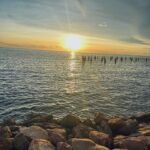 Kabby Hui Instagram - the sun kisses the ocean 🌊🌅