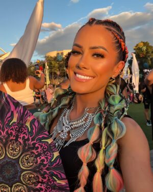Kacy Catanzaro Instagram - Golden hour at #EDC 🪐

@edc_orlando #edcorlando #edc2023 #festival
