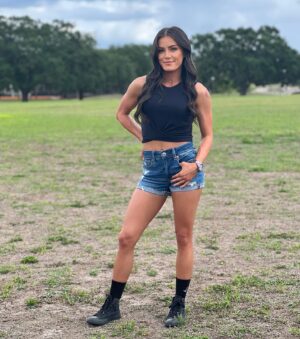 Kacy Catanzaro Instagram - Smiling like I’m not sweating in this Florida heat 😅