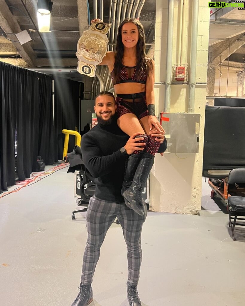 Kacy Catanzaro Instagram - My people at MSG 🥹❤️ #madisonsquaregarden #msg