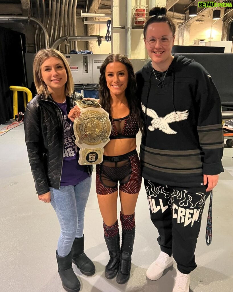 Kacy Catanzaro Instagram - My people at MSG 🥹❤️ #madisonsquaregarden #msg