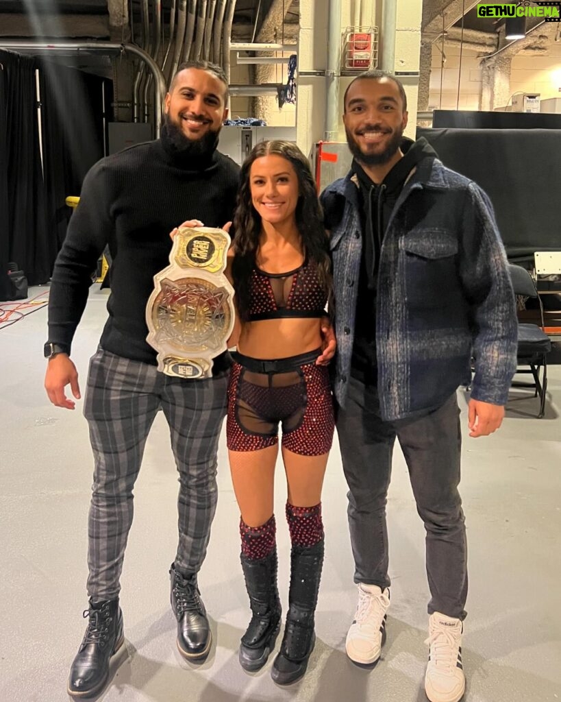 Kacy Catanzaro Instagram - My people at MSG 🥹❤️ #madisonsquaregarden #msg