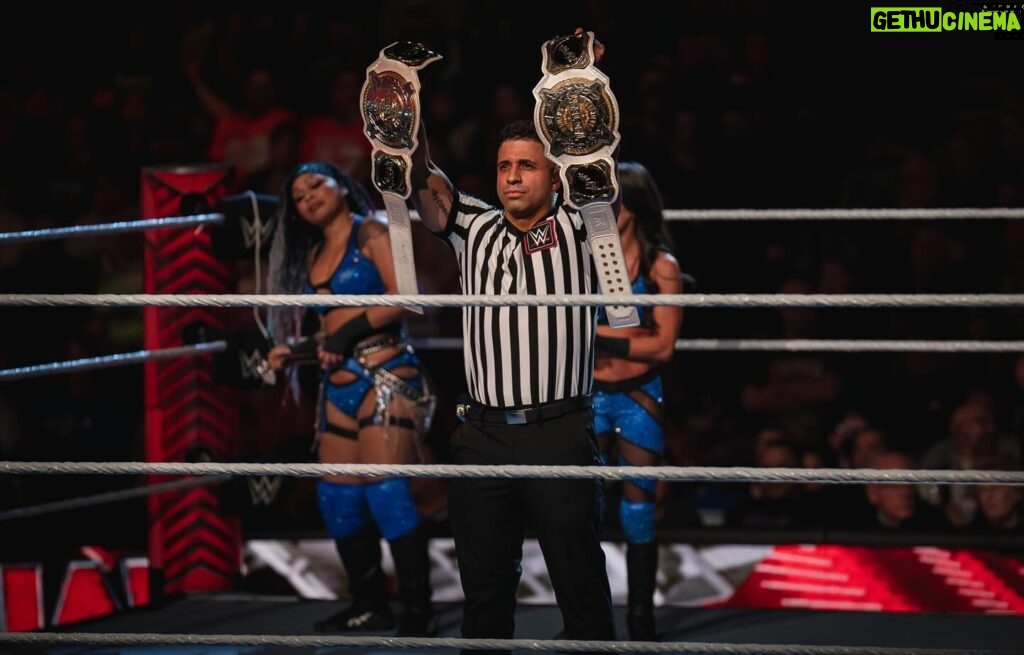 Kacy Catanzaro Instagram - @kaydenwwe and @katana_wwe vs @pipernivenwwe and @chelseaagreen WWE Women’s Tag Team Championship match 01/08/2024 WWE Monday Night RAW @moda_center @wwe Photographed for @musicmondays208 #katanachance #kaydencarter #piperniven #chelseagreen #womenstagteamchampionship #tagteammatch #championship #wwewomenstagteamchampions #wwe #wweraw #wwemondaynightraw #wweuniverse #wwelive #live #liveevent #athlete #wrestling #sportentertainment #modacenter #rosequarter #musicmondays208 #mm208 #nikon #nikond780 #nikonphotography #sportsphotography #photography #photographer #moretocome