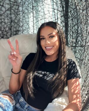 Kacy Catanzaro Instagram - ✌🏼☀️