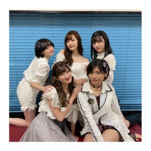 Kaede Kaga Instagram - M-line Special 2021〜Make a Wish!〜
中野サンプラザ公演
ゲスト出演させていただきました！

来てくださった皆様ありがとうございましたm(_ _)m

めちゃめちゃ楽しかった、、、(o^^o)

#加賀楓
#モーニング娘21
#morningmusume21
#鈴木愛理 さん
#宮本佳林 さん
#小片リサ ちゃん
#川村文乃 ちゃん
#MSMW