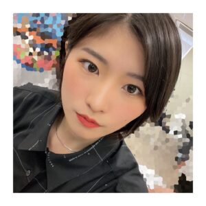 Kaede Kaga Instagram - 夏ツアー大阪公演終了！

暑かった、、、。
これからさらに暑くなるというのに。

#加賀楓
#小田さくら さん
#北川莉央 ちゃん
#モーニング娘22
#morningmusume22
#大阪
#おおきに