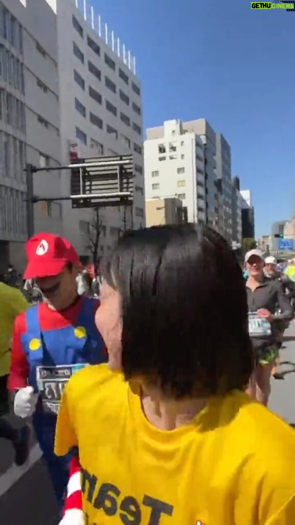 Kaho Takada Instagram - 今年の東京マラソンは 18km地点でマリオに遭遇したし鼻の下にほくろできた #チームDMHC#チーム北澤