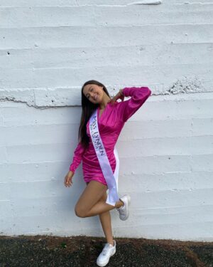 Kailia Posey Instagram - I’m going to be competing in Miss Washington teen USA in February and I am so excited!
.
.
.
.
📸- @kalichanik 
#missteenusa #missteenwa #lynden #february #pageant #cambriescourt #missteenuniverse #missuniverse #missusa #scholarshippageant #contortion #airforces