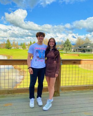 Kailia Posey Instagram - 🎂🥳🎉🎊🎈
.
.
.
.
.
#birthdaygirl #birthday #family #bestfriend #fundays #dinner #car #thankful #love #kailia #explore #explorepage #feelgood #feelinggood #washington #funtimes❤️