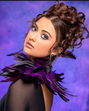 Kailia Posey Instagram - In my own world😈
.
.
.
.
.
📸 - @cambrielittlefield 
#pageants #model #youdoyou #contortion #modeling #cambriescourt #circus #beyou #purple #vibe #me #following #photo #thankfulfortheseopportunities