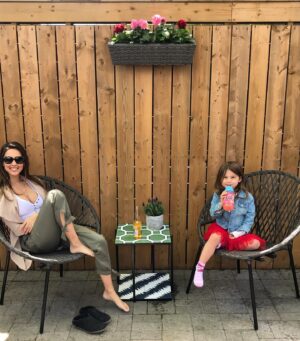 Kaitlyn Leeb Instagram - Long weekend vibes! Finally some sunshine! ☀️