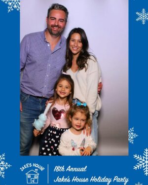 Kaitlyn Leeb Instagram - So nice to be back at the annual @jakeshousecharity Holiday Party!
