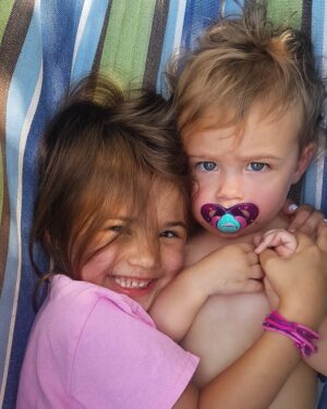 Kaitlyn Leeb Instagram - 💗👯‍♀️💗 #sisters