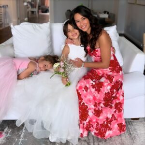 Kaitlyn Leeb Instagram - 05.05.24 🤍 Avery’s first holy communion 🤍