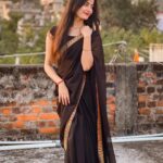 Kajal Sharma Instagram - 🖤 . . . . . . . #photography #indianwear #saree #blacksaree #explore