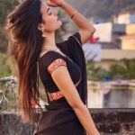 Kajal Sharma Instagram - 🖤 . . . . . . . #photography #indianwear #saree #blacksaree #explore