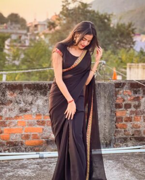 Kajal Sharma Instagram - 🖤
.
.
.
.
.
.
.
#photography #indianwear #saree #blacksaree #explore
