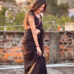 Kajal Sharma Instagram - 🖤 . . . . . . . #photography #indianwear #saree #blacksaree #explore